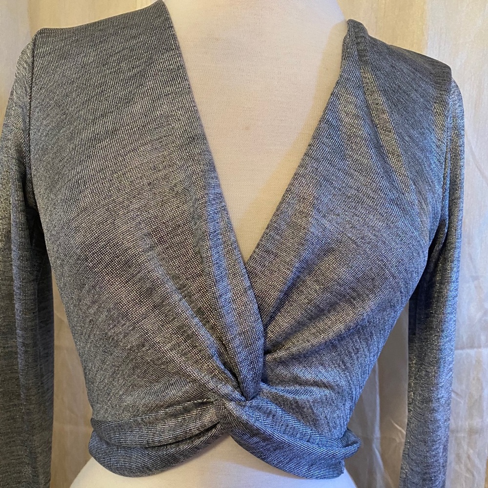 Blue Life Brigid V Crop Top Gold⭐️NWT⭐️ - Picture 7 of 10